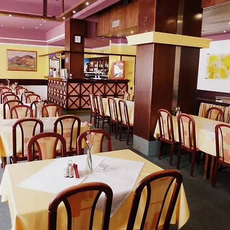Hotel Raztoka 3*